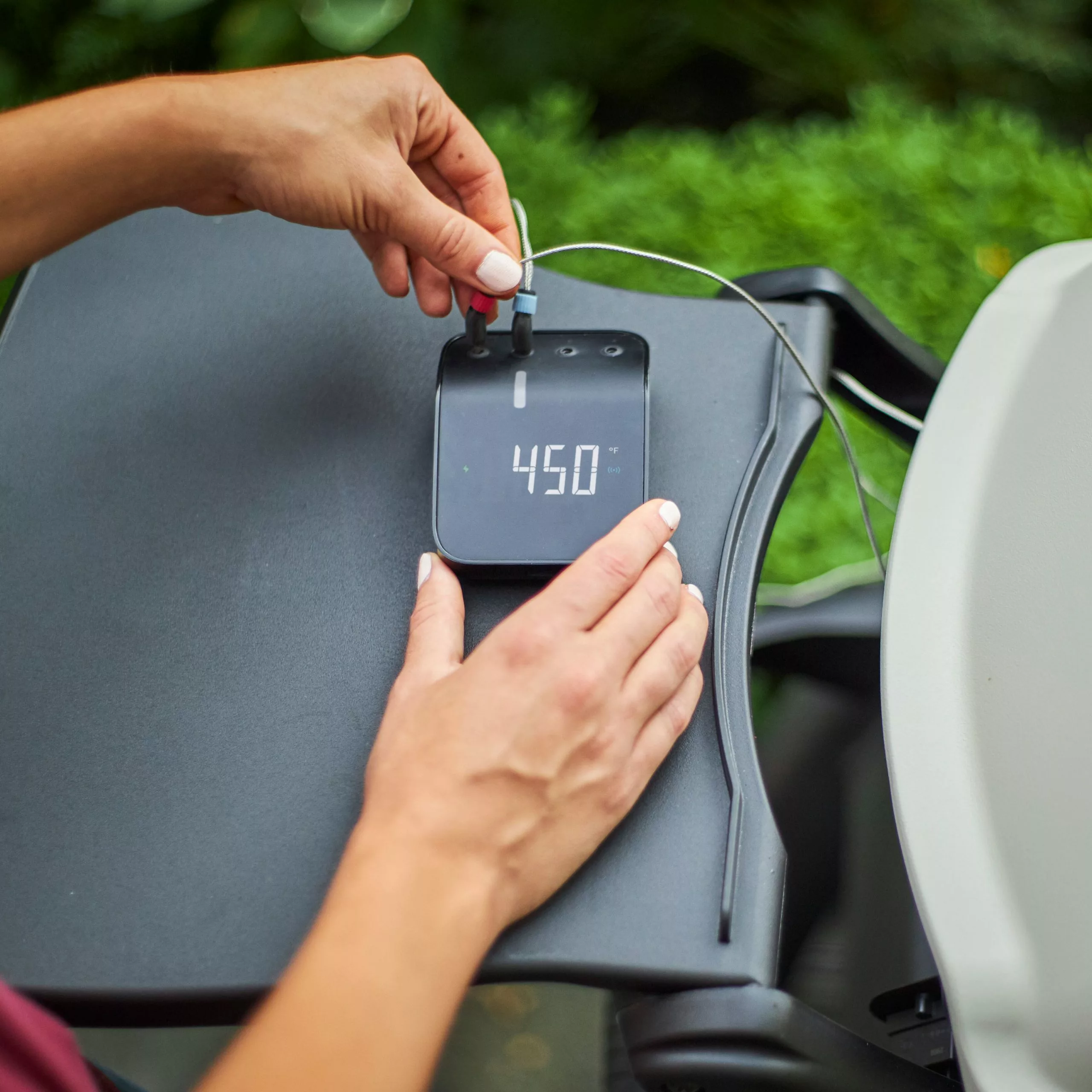 Weber Grilling Tools & Accessories Connect Smart Grilling Hub Digital Probe Bluetooth Compatibility Meat Thermometer 4 Weber Grilling Tools & Accessories Connect Smart Grilling Hub Digital Probe Bluetooth Compatibility Meat Thermometer - Image 4