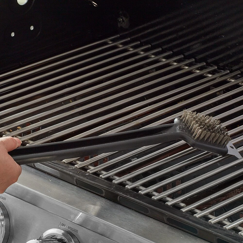 Mr. Bar-B-Q Grilling Tools & Accessories Plastic 18-in Grill Brush 4 Mr. Bar-B-Q Grilling Tools & Accessories Plastic 18-in Grill Brush - Image 4