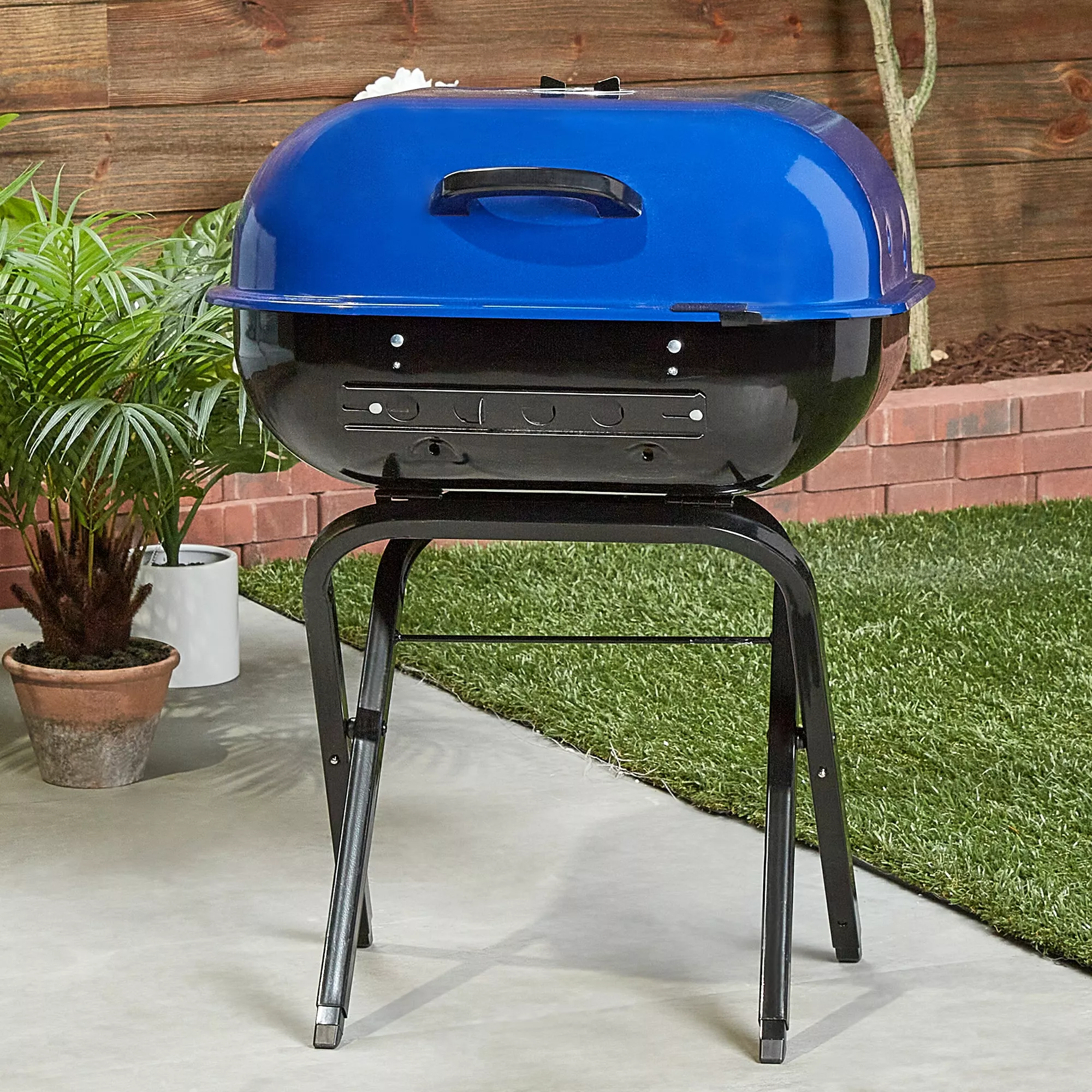 Americana Grills 21.25-in W Ocean Blue Kettle Charcoal Grill 4 Americana Grills 21.25-in W Ocean Blue Kettle Charcoal Grill - Image 4